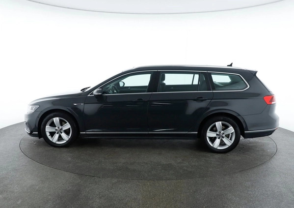 Volkswagen Passat cena 118800 przebieg: 108133, rok produkcji 2020 z Rybnik małe 781
